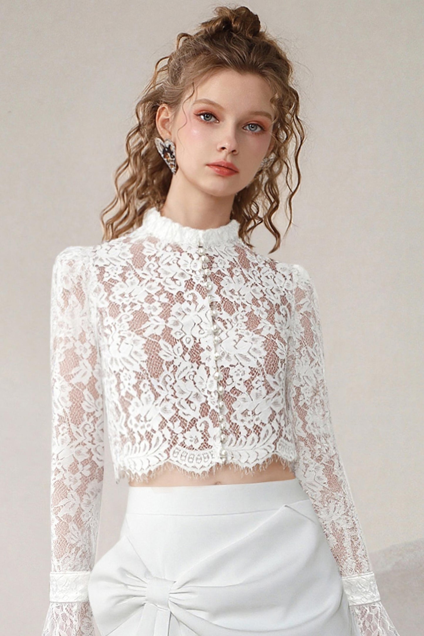 Design Stand-Up Collar Lace Top Set-Up