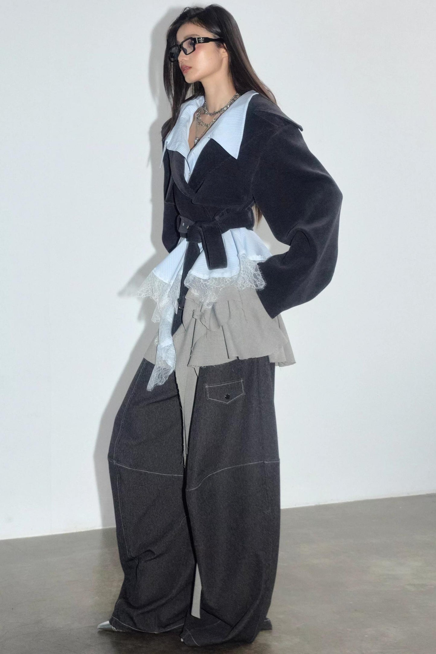 Relaxation Silhouette Pants