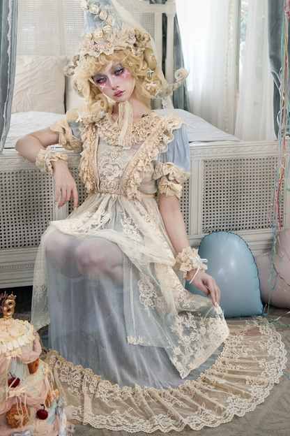 Tablier en dentelle crème rococo