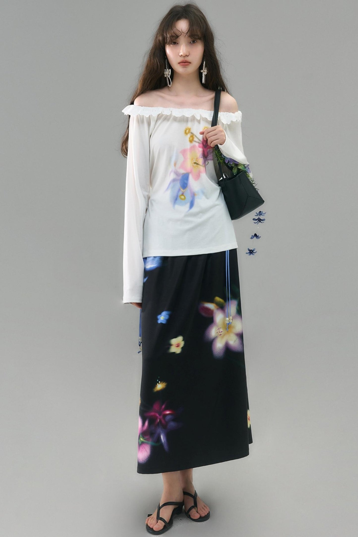 Slanted Shoulder Long-Sleeved Tencel Tee