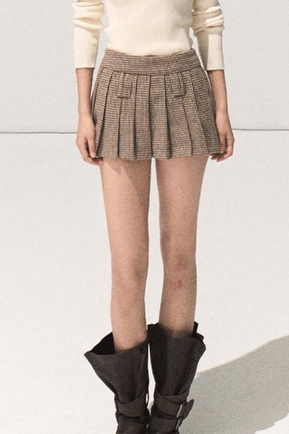 Throbbing Woolen Pleated Culottes Skirt