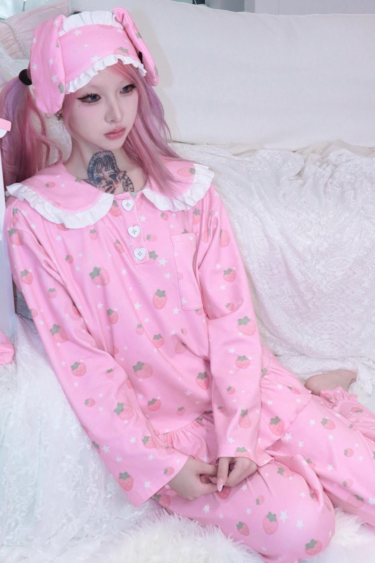 Soft Strawberry Star Pajamas Set-Up