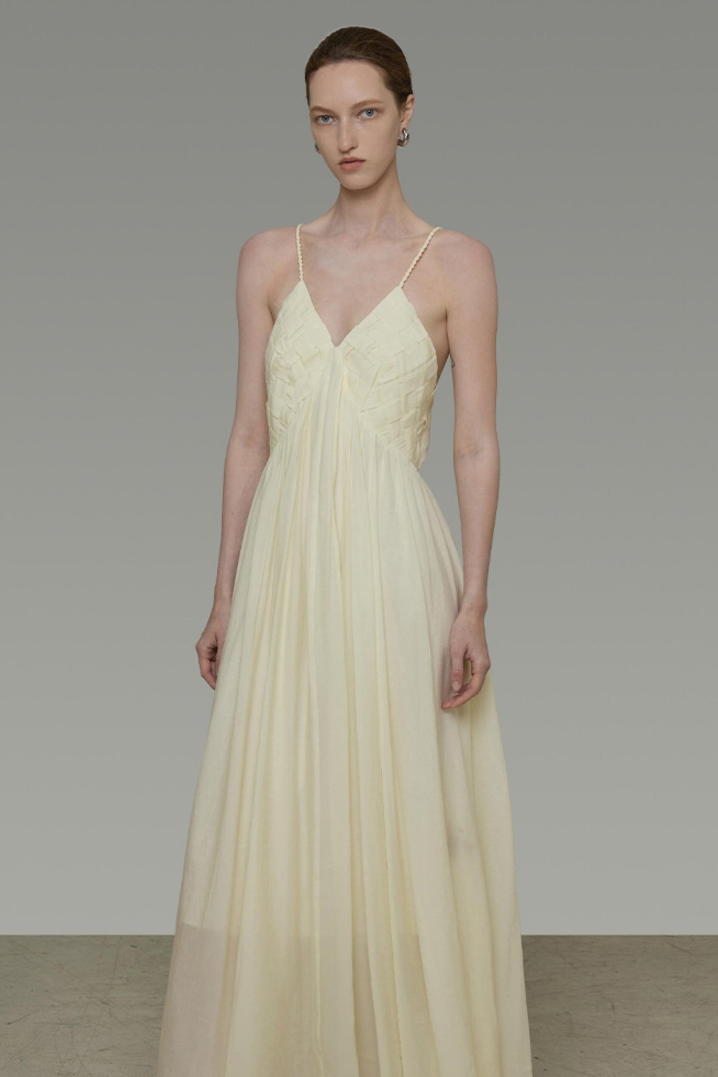 Summer Chic V-Neck Sleeveless Dress