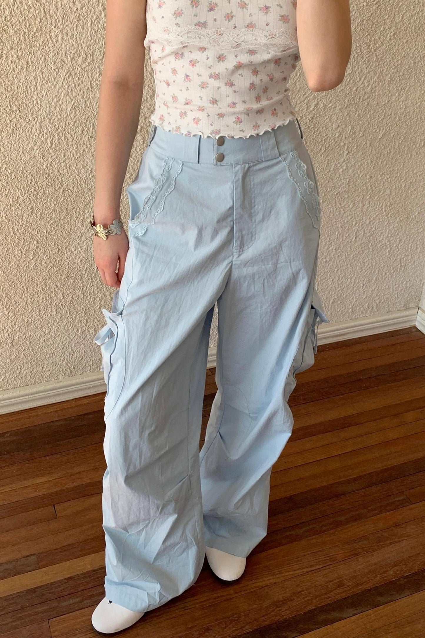 Wide-leg Cargo Pants