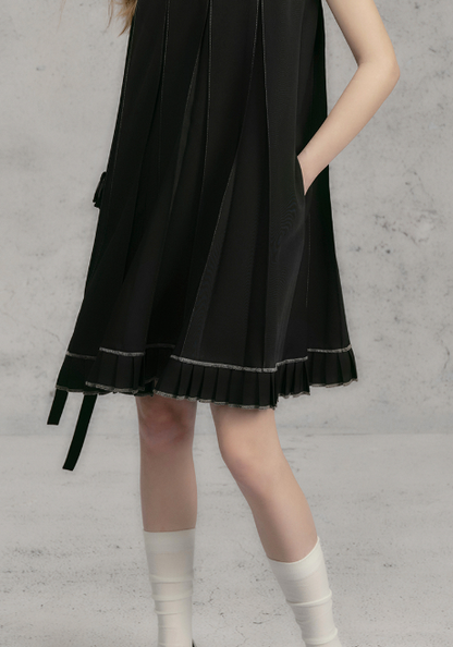 Elegance Design Pleated Short Dress