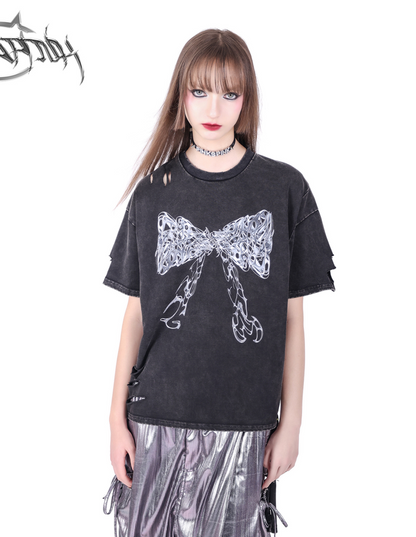 Ribbon print side cut damaged design T-shirt