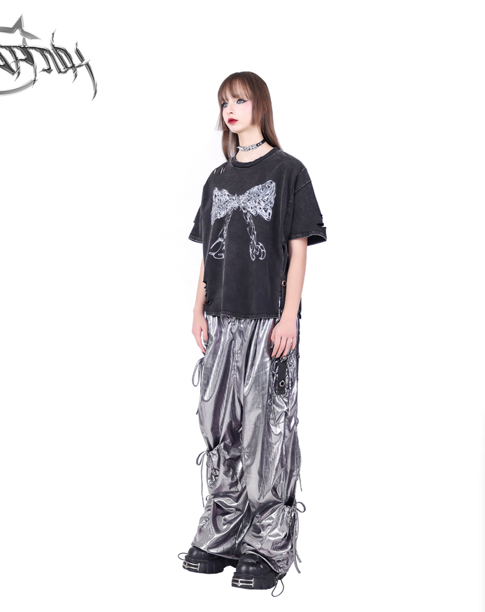 Loose metallic pants with pocket work design