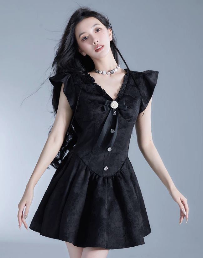 White Rose Motif Ruffle Dress Black