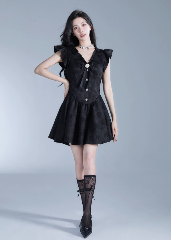 White Rose Motif Ruffle Dress Black