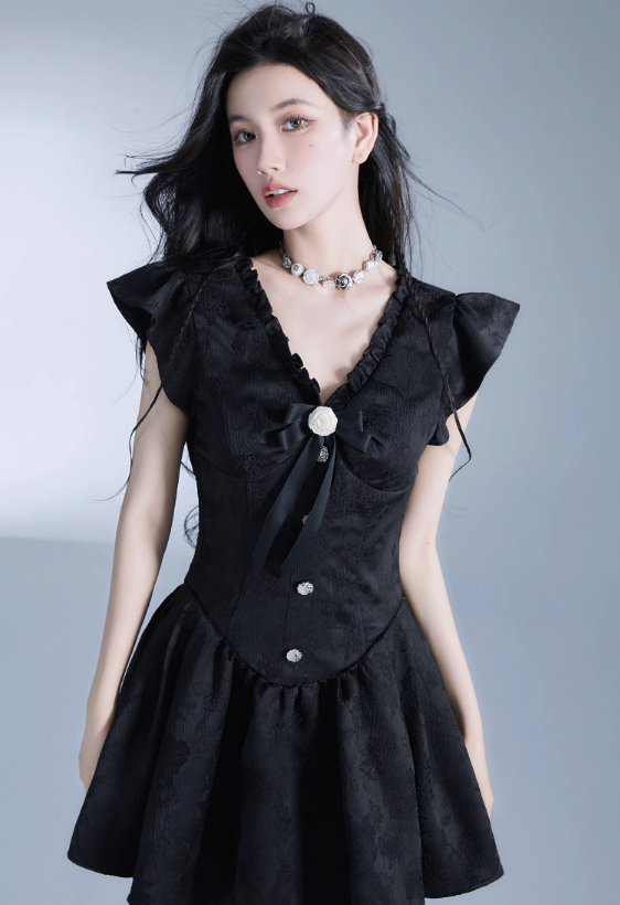 White Rose Motif Ruffle Dress Black