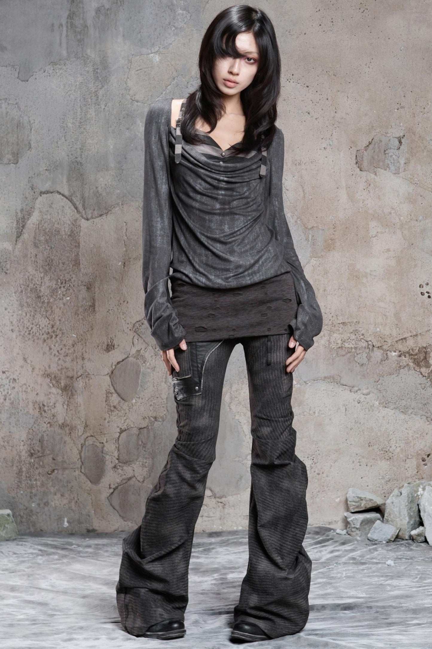 Fake Two-Piece Base Top