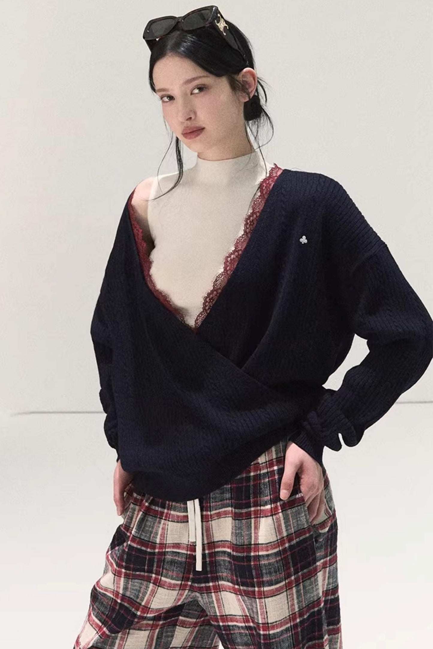 Silk-Gloss Wool Lace Sweater Set-Up