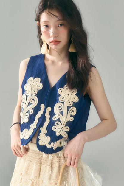 Wind Vines Flower Shell Pendant Vest Set-Up