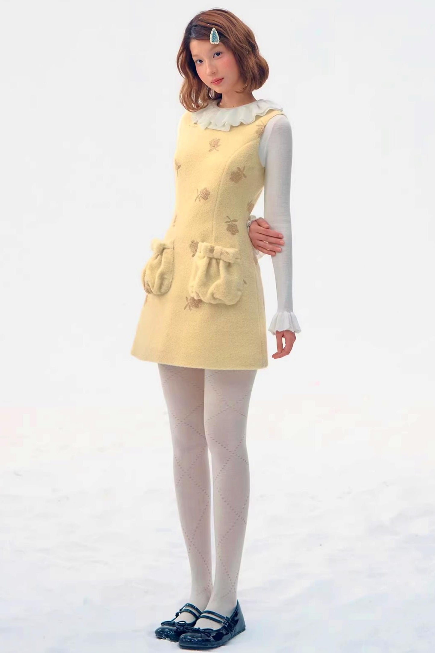 Three-Dimensional Lace Knit Top