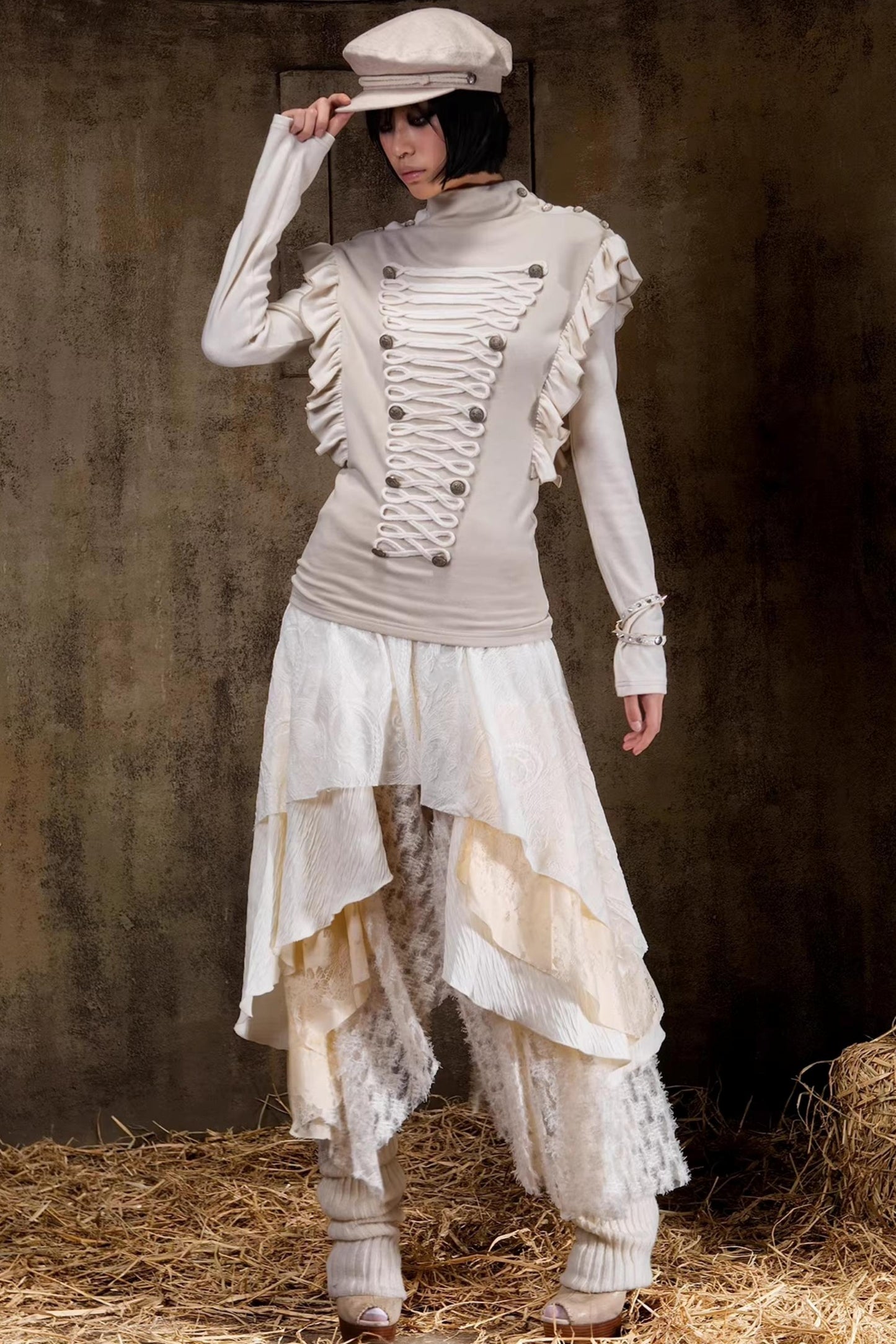 Gestricktes Slim-Top im Palace-Stil
