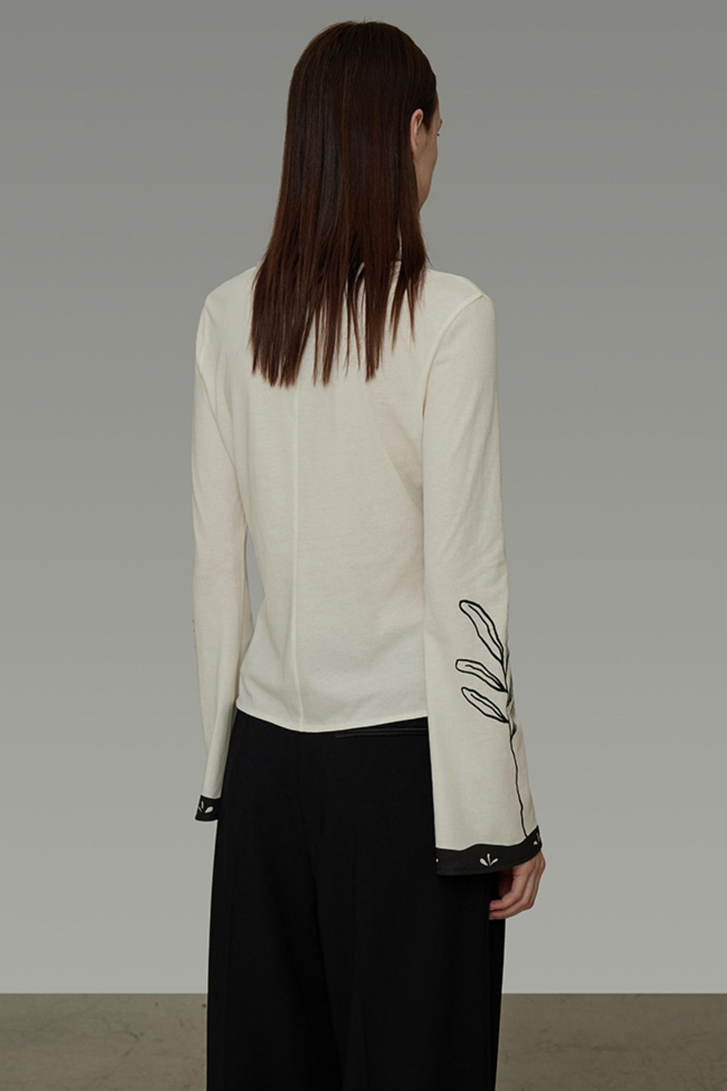 New Artistic Print V-Neck Knitwear