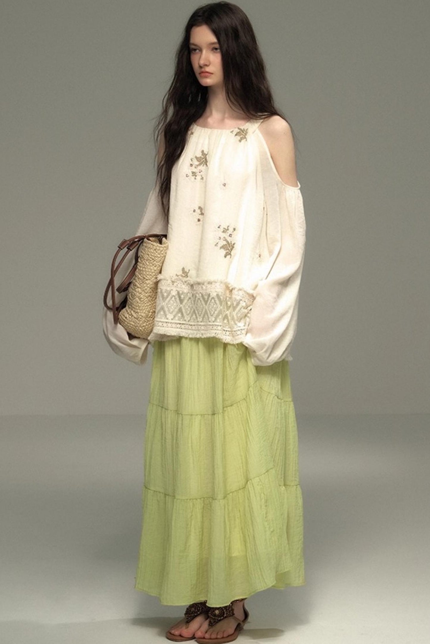 Neoclassical Embroidery Off-the-Shoulder Top