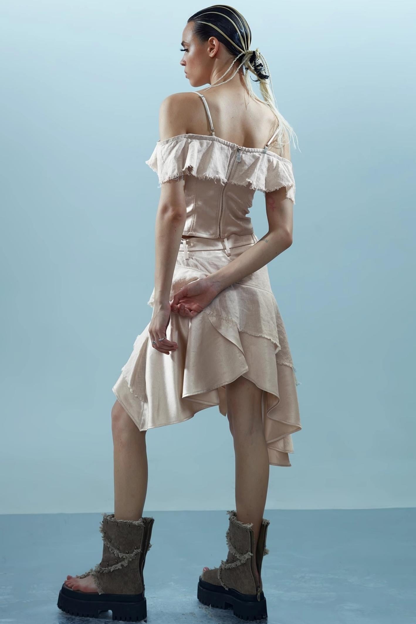 Spectacular Linen Skirt Set-Up