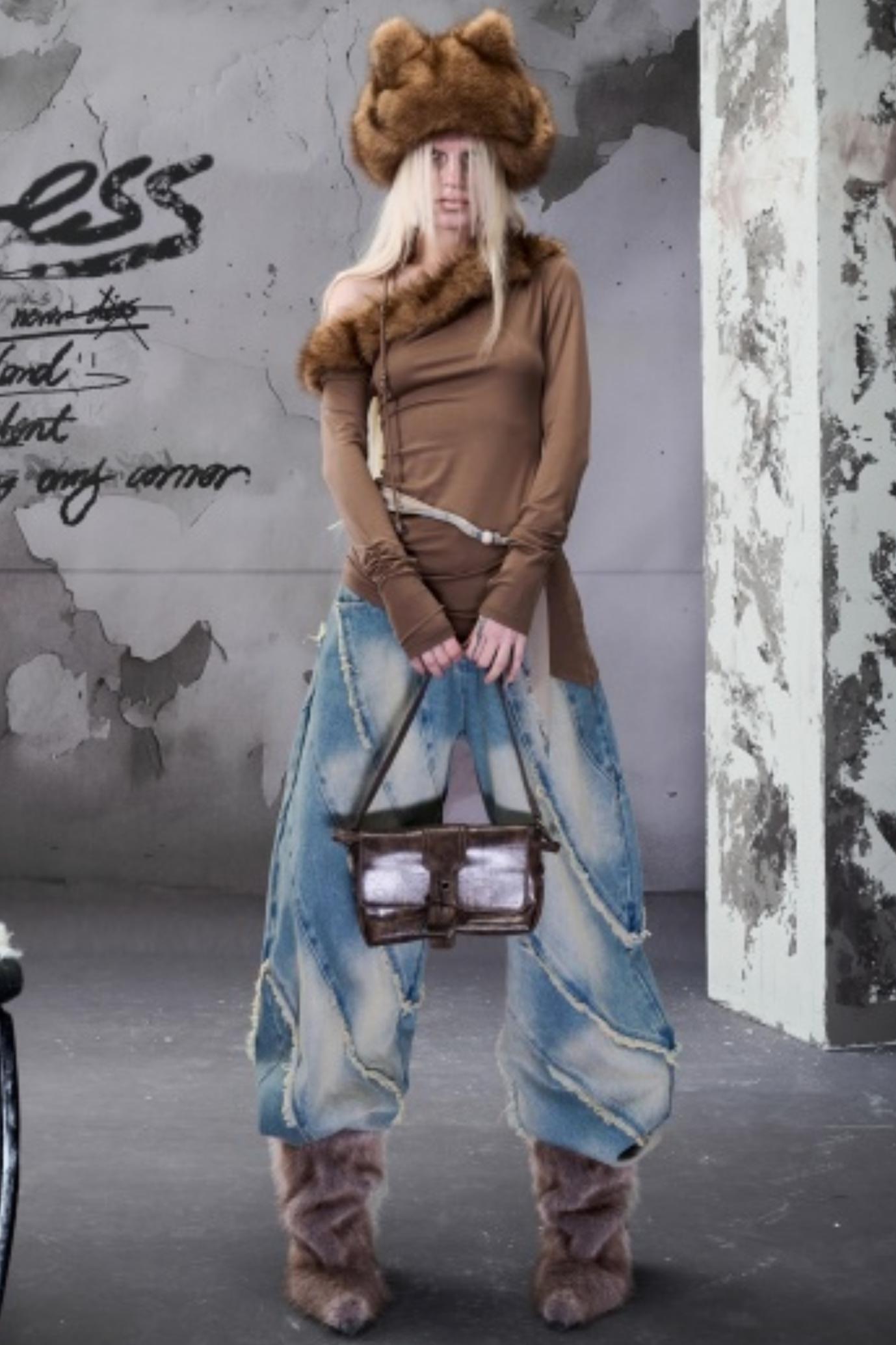 Velvet Rise Fur Collar Base Layer Top