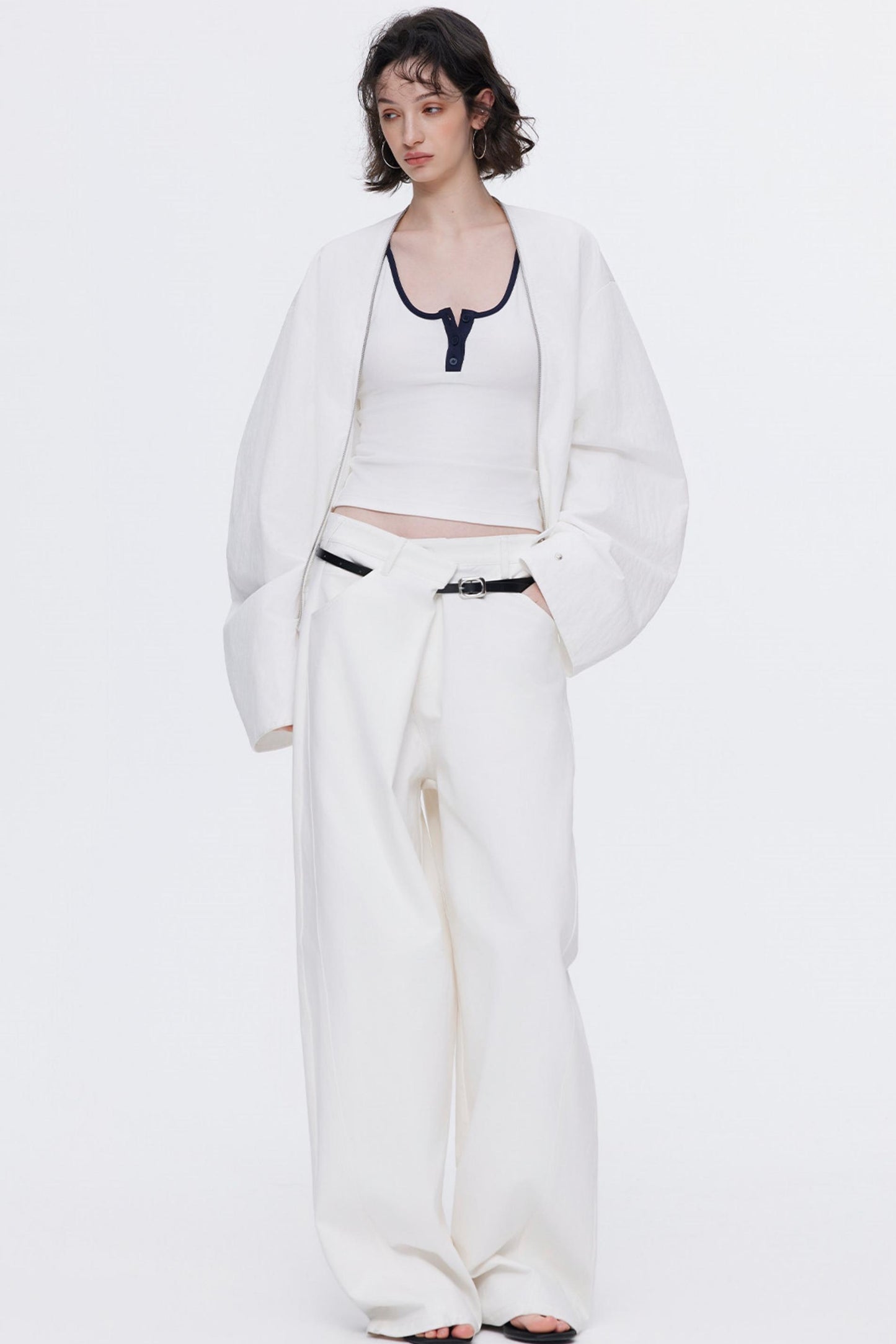 Asymmetrische Taillenjeans