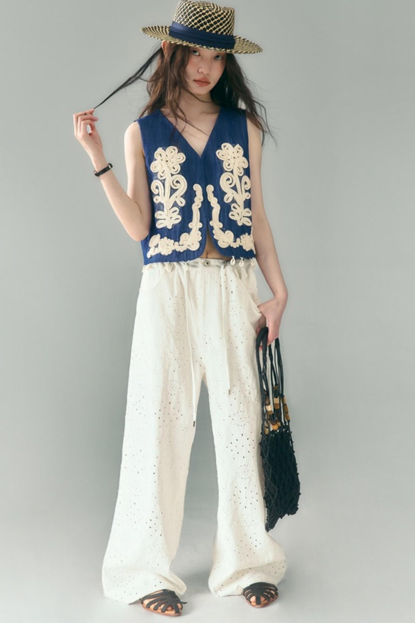 Vine & Shell Ensemble Skirt Set-Up