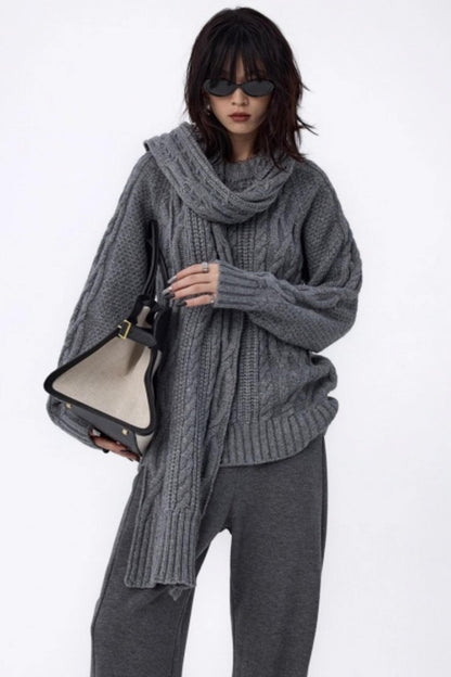 Vintage Paris Gray Knit Scarf