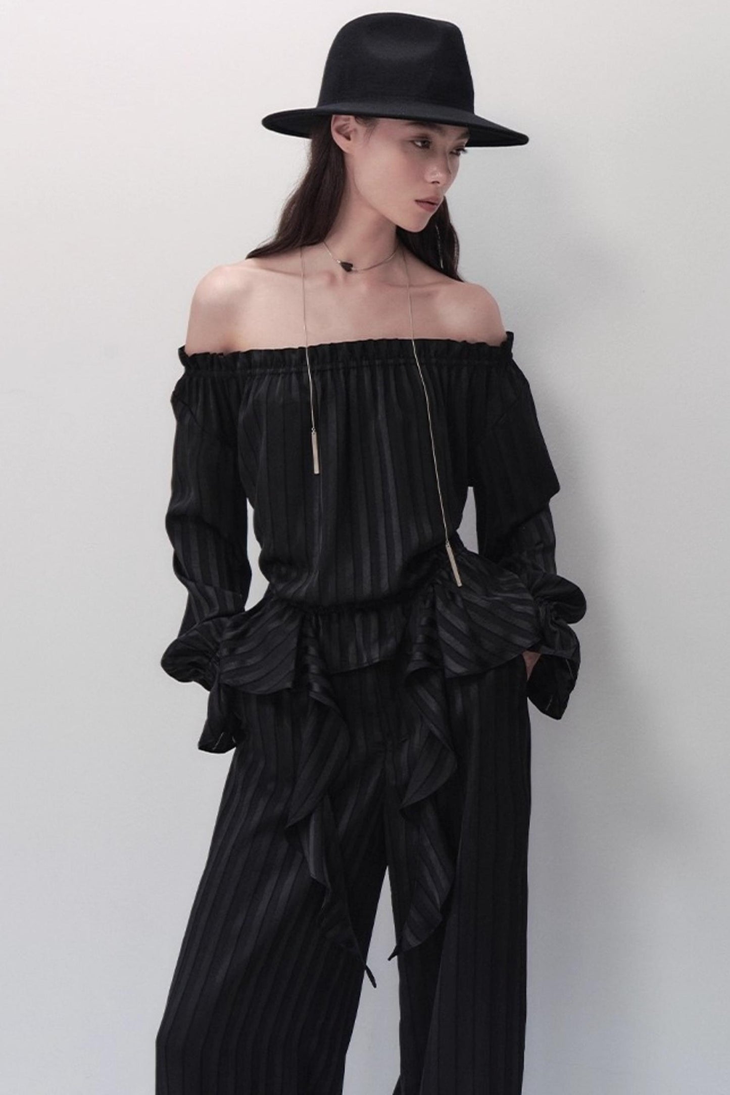 French Design One-Shoulder Ruffle Shirt