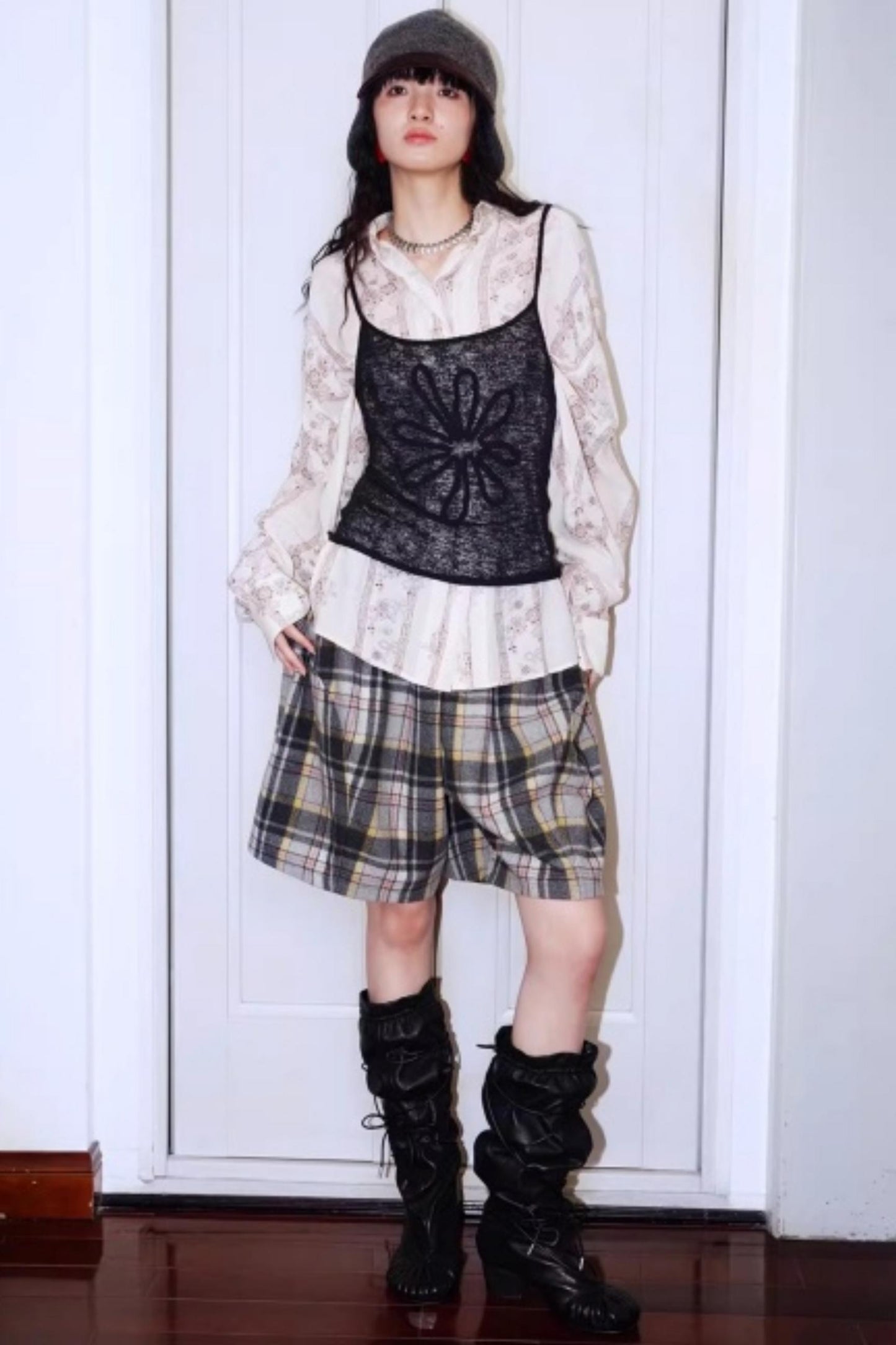 Vintage Plaid Wide-Leg Shorts