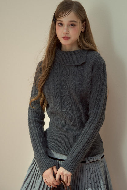 Feminine Line Vintage Knit Top