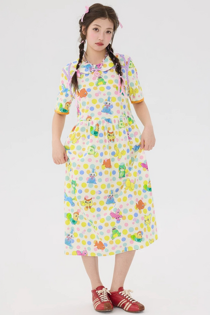 Robe blanc cassé à pois et graffiti
