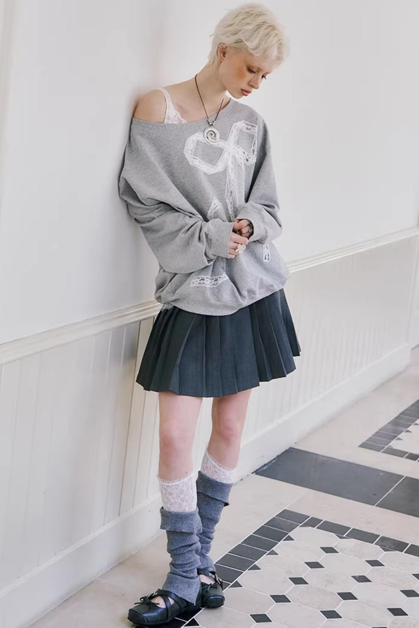 Lace-Up Collar Sweater Set-Up