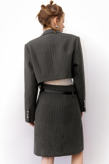 College Chic Striped Blazer Set-Up