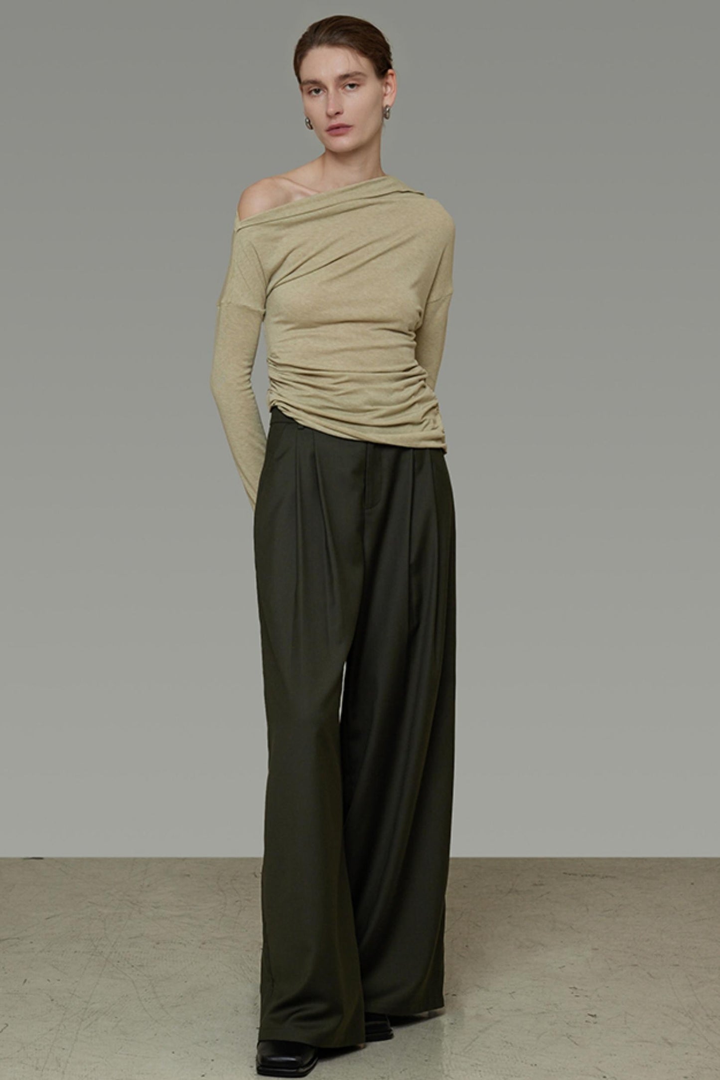 High-End Loose Pleated Coat Set-Up