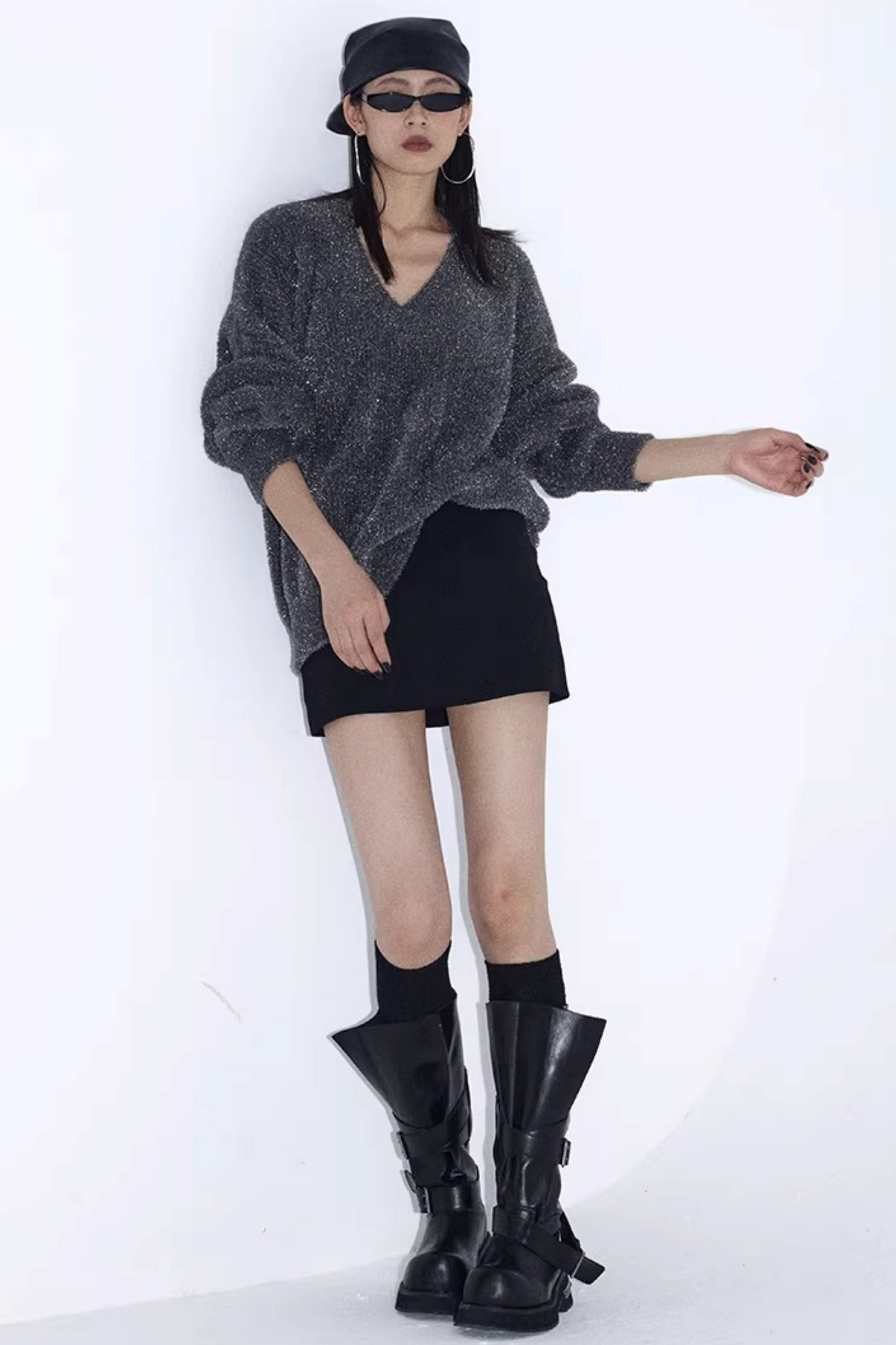Silberner Faden V-Ausschnitt Strickpullover