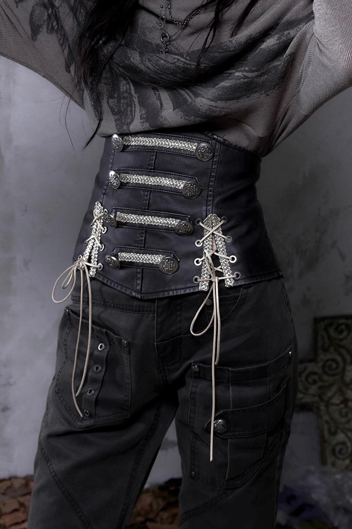 Vintage Knight Leather Waist Seal