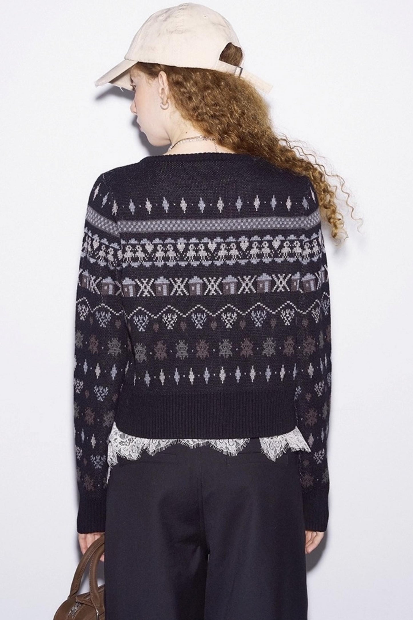 Jacquard Embroidery Slim Cardigan
