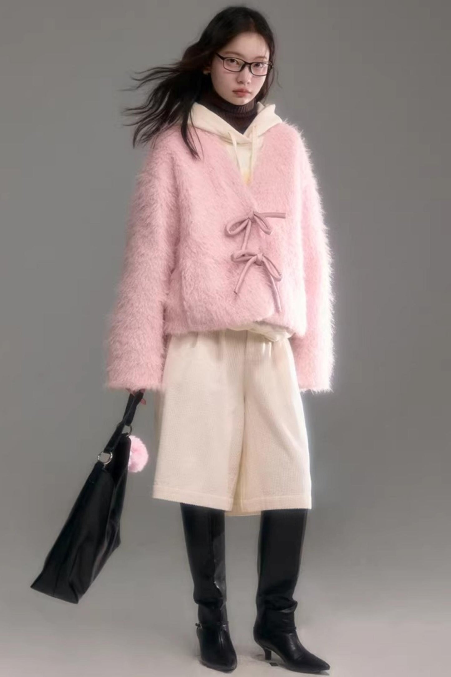 Three-Dimensional Bow Fur Coat