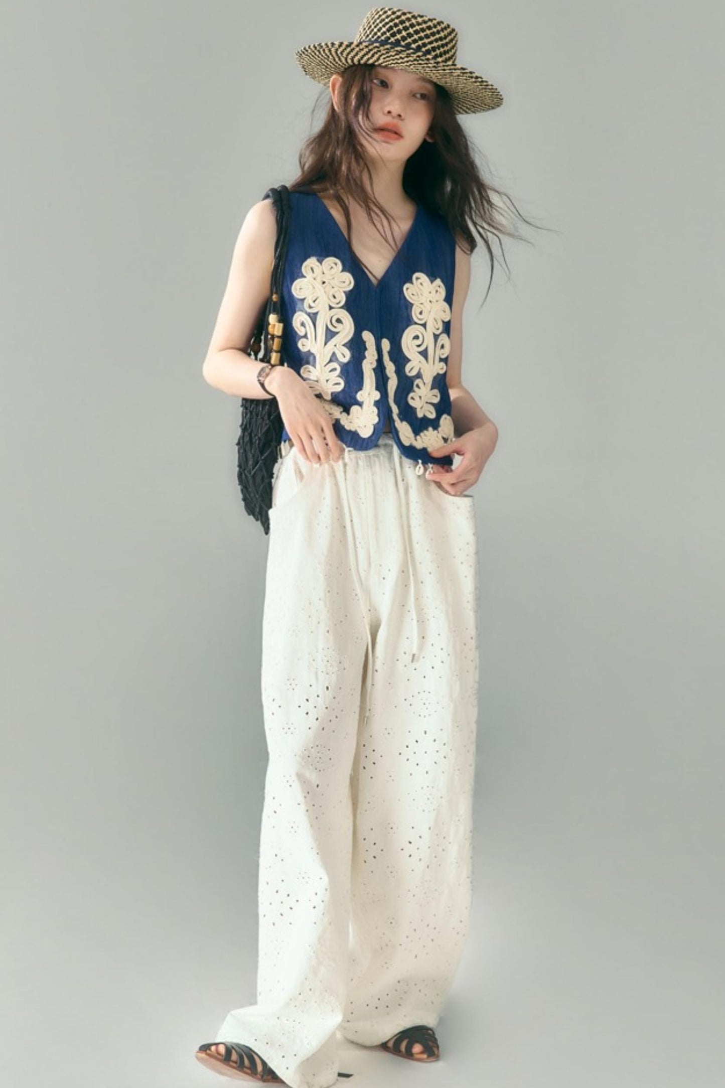 Vine & Shell Ensemble Skirt Set-Up