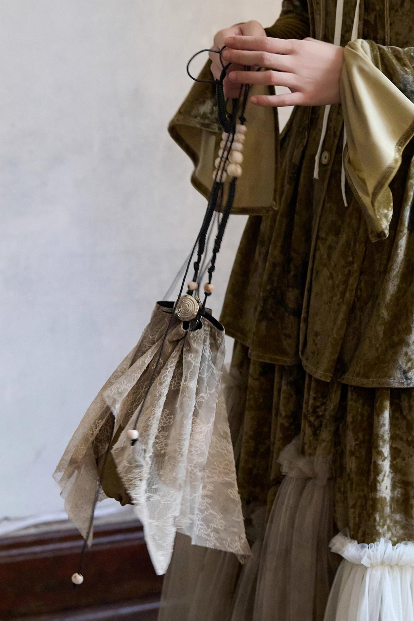 Niche Beaded Wine Pot Bag