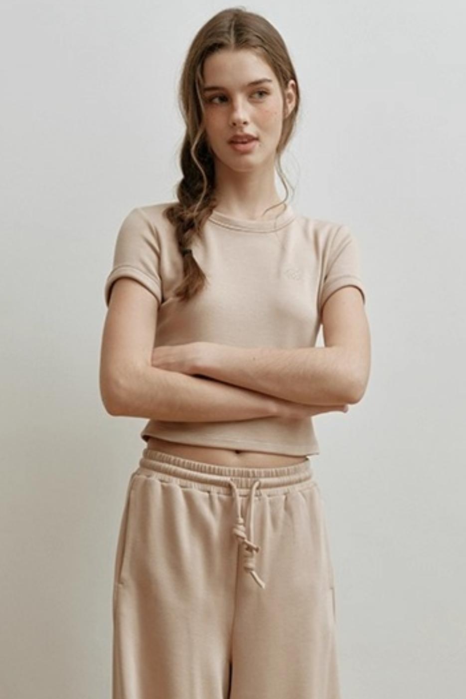 Fashionable Light Jacket Set-Up