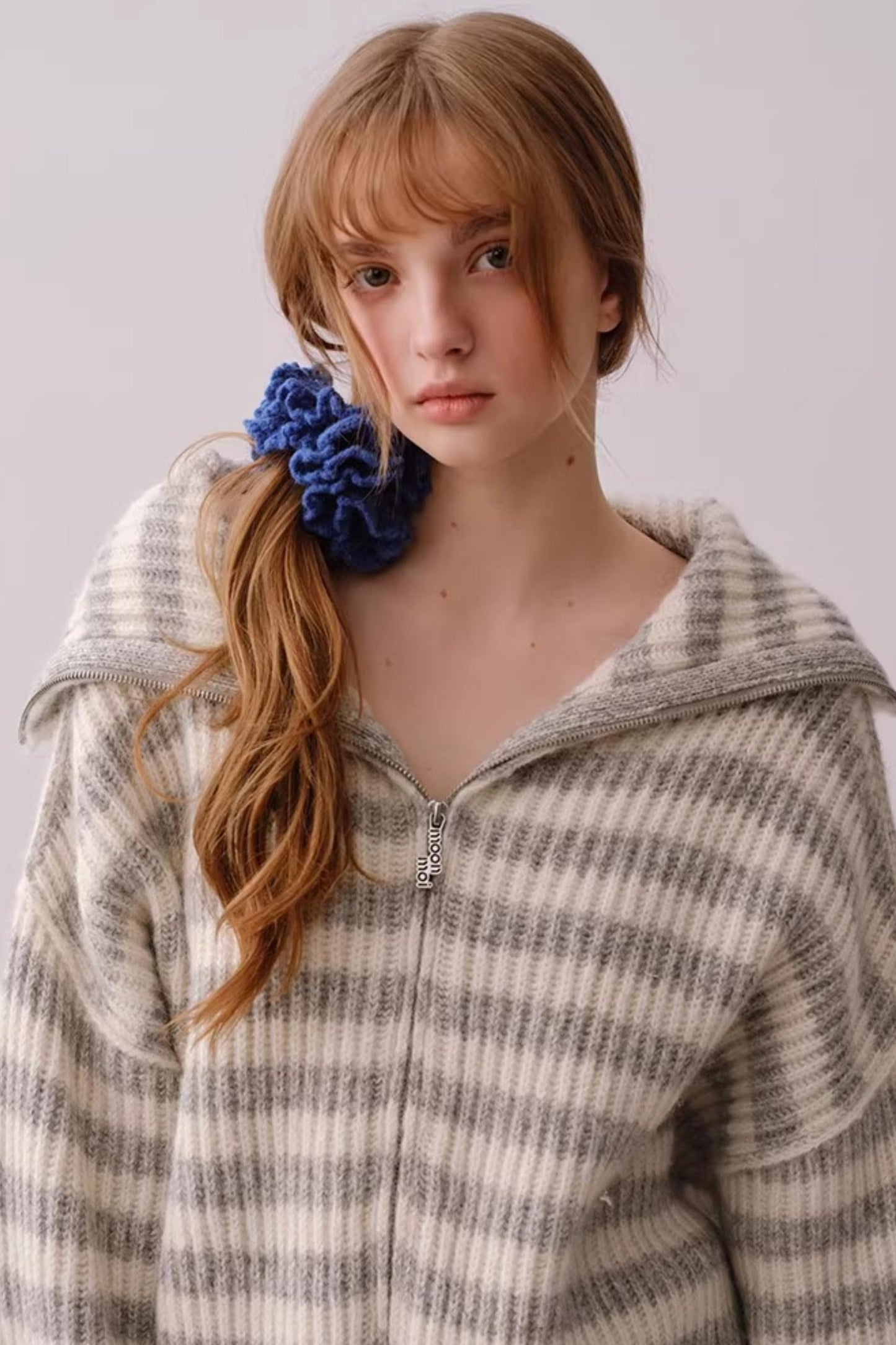 Multi-Color Lace Yarn Hair Tie