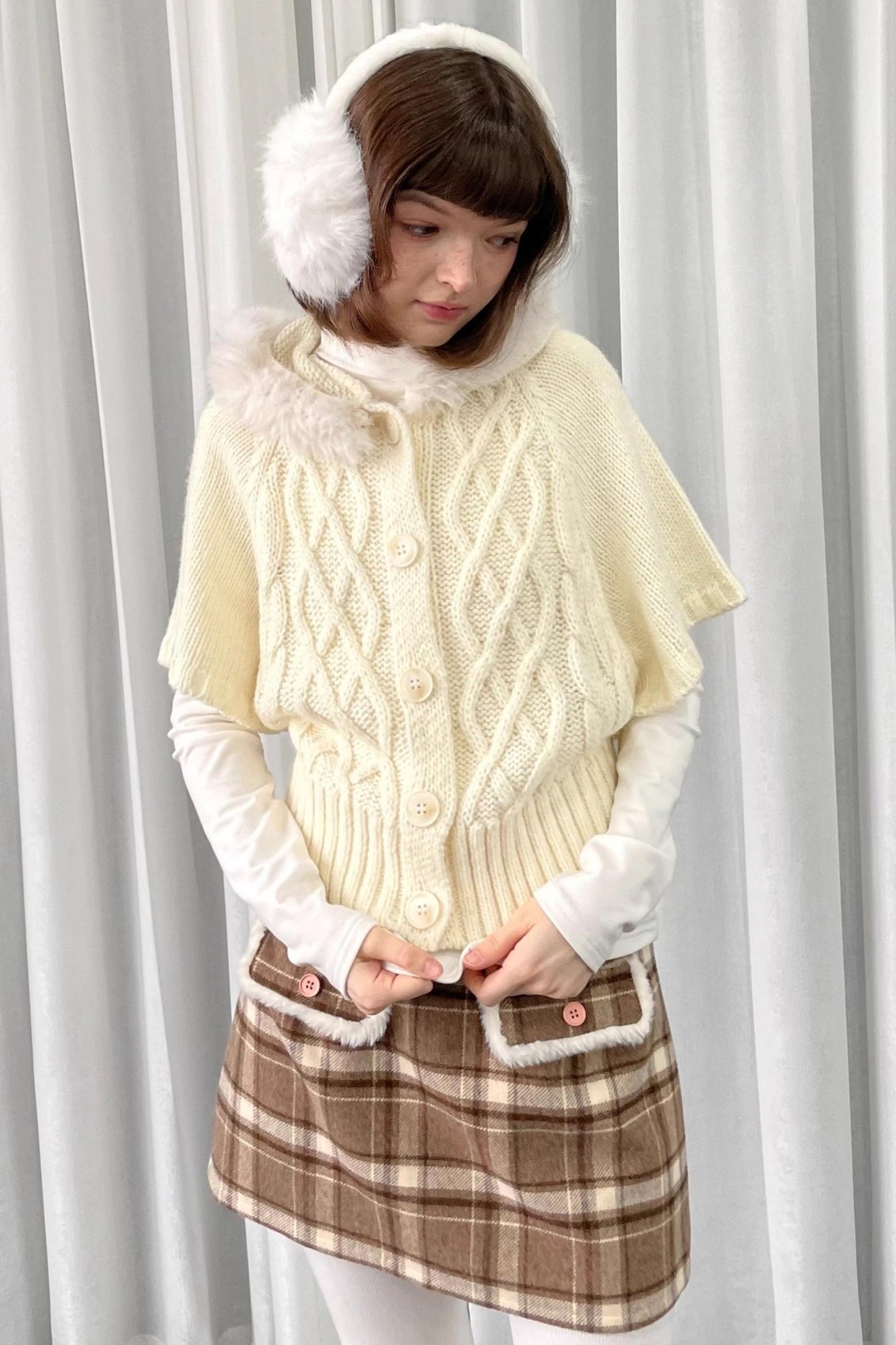 Off-White Fur Collar Knit Sweater Jacket