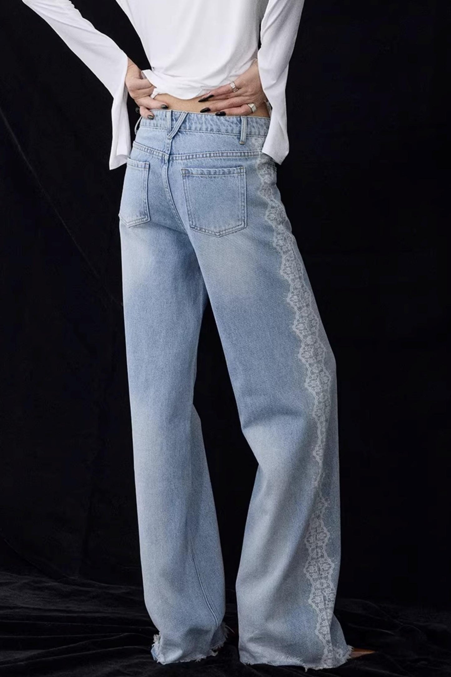 Lace Print Raw Hem Jeans