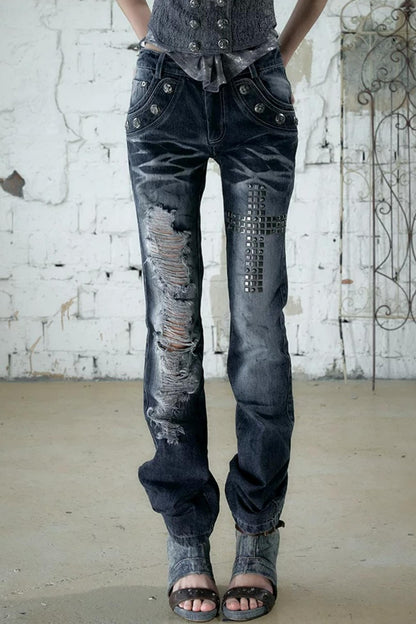 Jeanshose in Used-Optik mit Strasssteinen