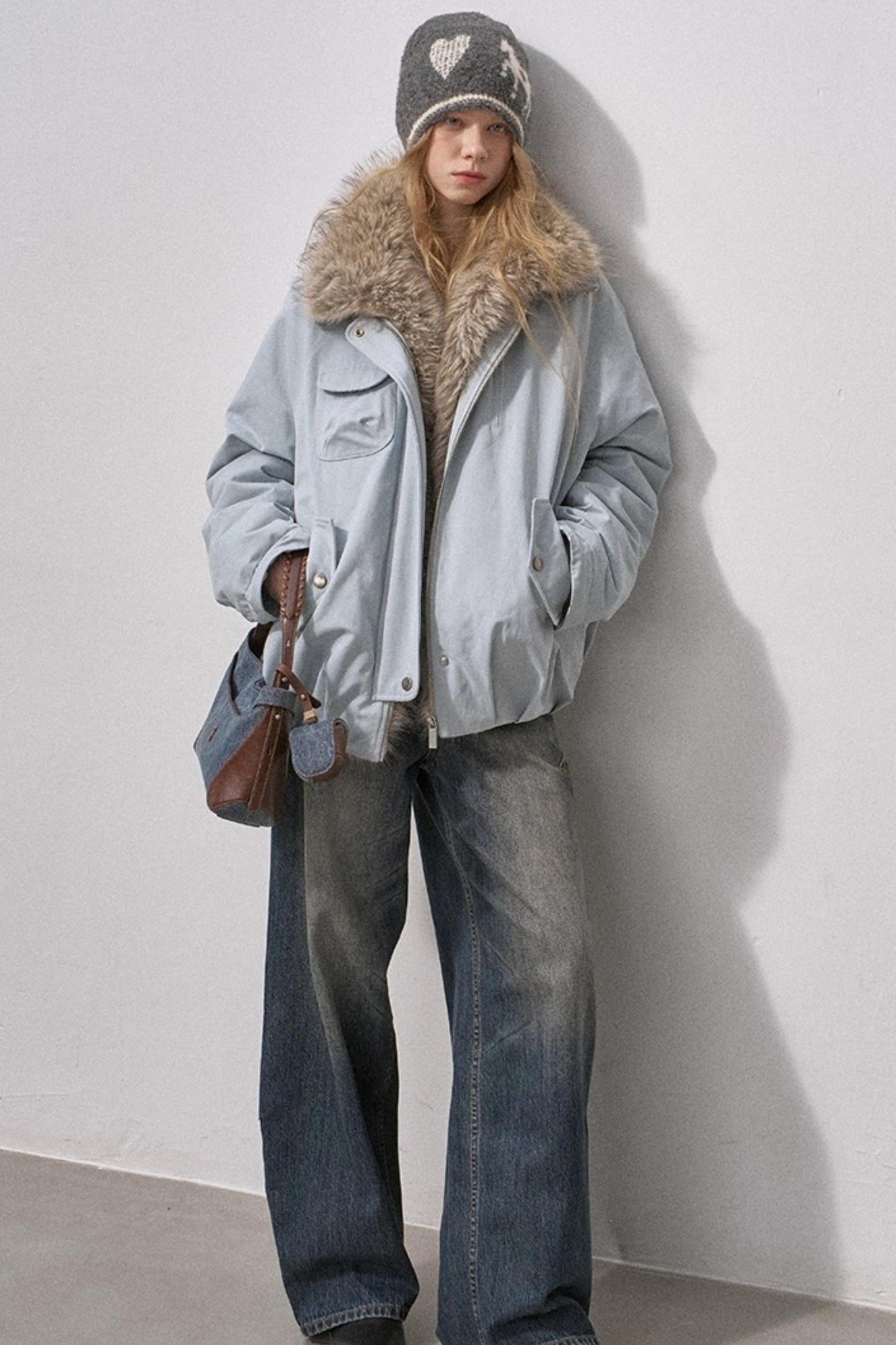 Seamless Vintage Distressed Jeans