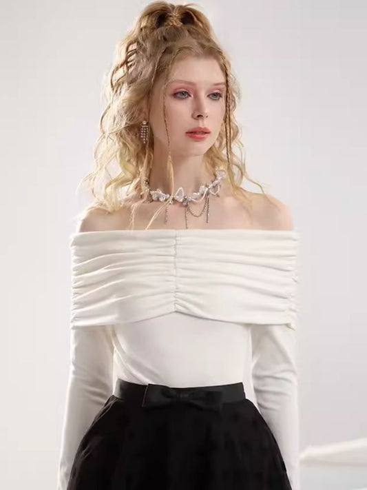 One shoulder white blouse flocking half skirt