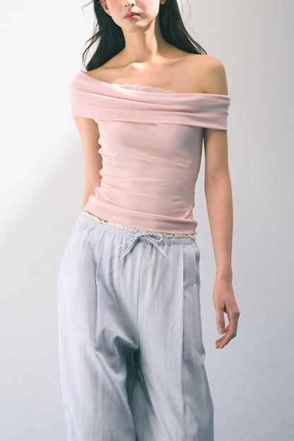 Gentle Design Lace Neckline Top