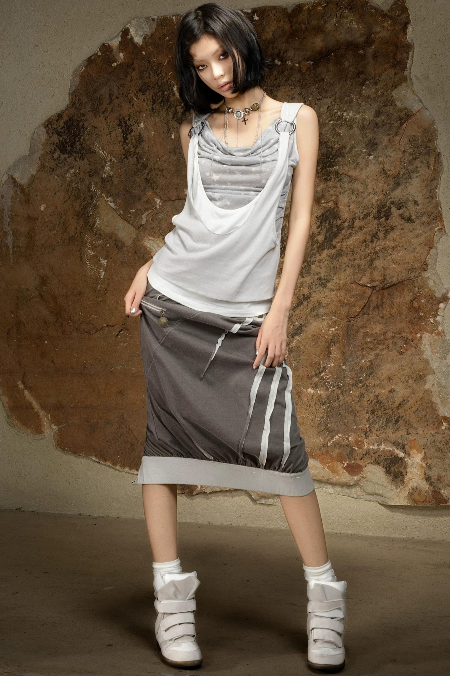 Asymmetrical Retro Sleeveless Vest