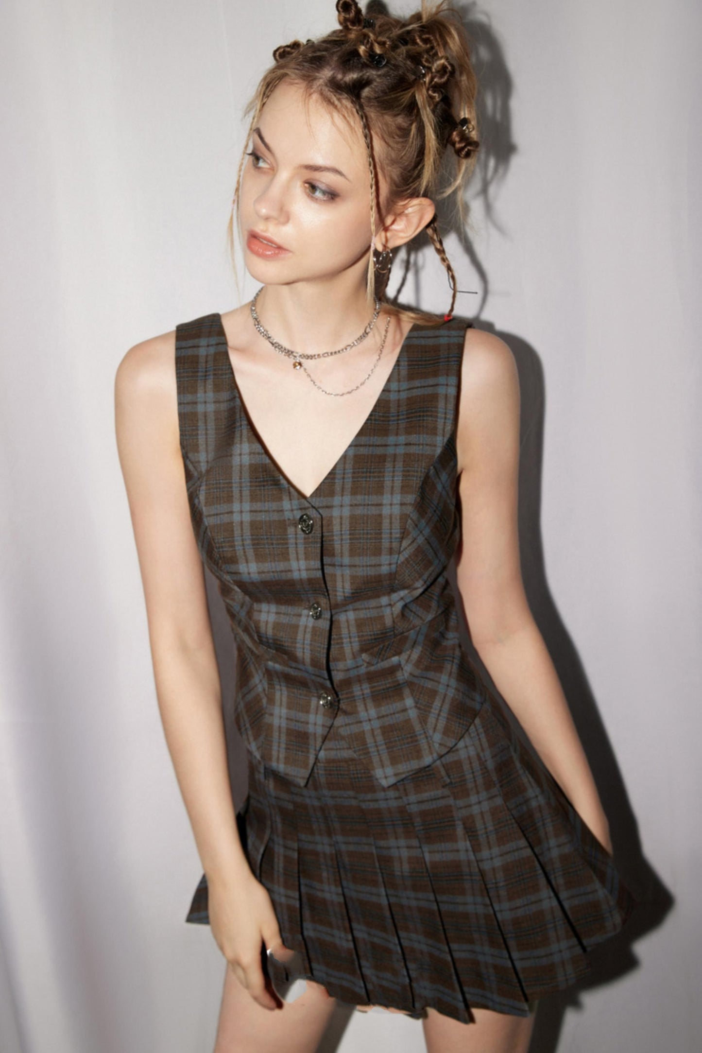 Slim Fit V-Neck Vest