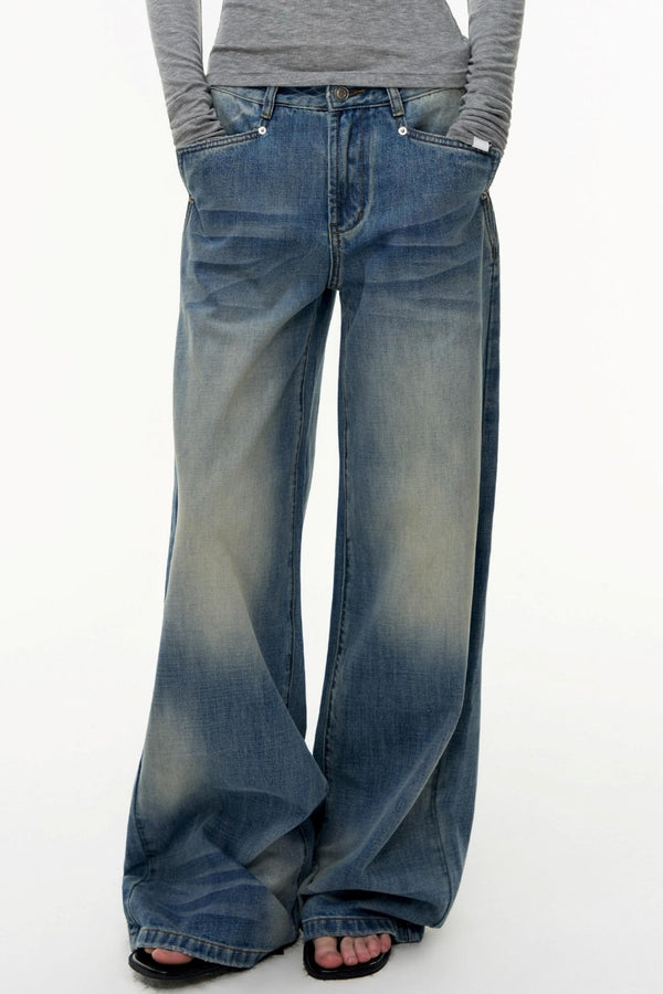 Loose Straight Wide-Leg Scimitar Jeans